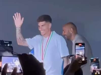 Festa per Di Lorenzo a Ghivizzano, il sindaco: “Lo conosco, resterà a lungo a Napoli”