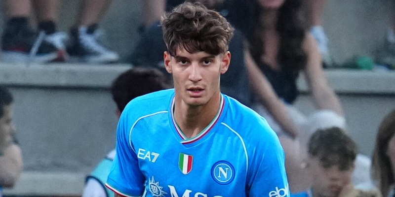 “Sporting, il ds in arrivo in Italia per trattare Zanoli col Napoli”