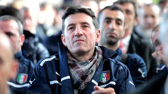 Galli critico: “L’anno scorso il Napoli si divertiva, oggi non ce n’è uno che sorride”