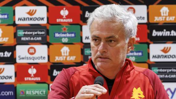 Mourinho esalta l’Inter: “Fortissima, deve vincere scudetto con 20 punti di vantaggio”