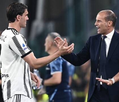 Allegri: «Perché Vlahovic non segna come prima? Difficilmente riesco a spiegare il calcio»