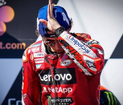 Bagnaia ottimo: secondo (parte in prima fila), Jorge Martin al via solo sesto