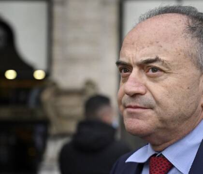 Gratteri: «i ragazzi non sanno scrivere in italiano, i genitori sono scostumati»