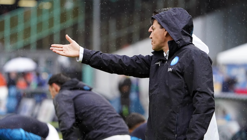Disastro Garcia, Napoli cambia o sarà troppo tardi. Come si va a lasciar fuori Kvara e Zielinski?