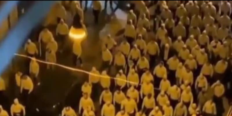 “Follia metropolitana, ci sono feriti e arresti”, l’annuncio dal Comune di Napoli