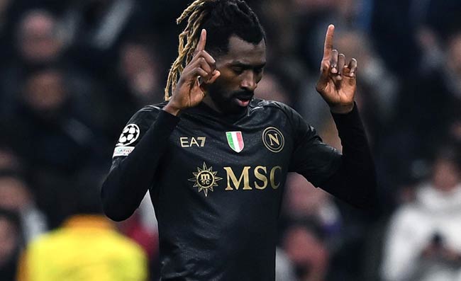 Real Madrid-Napoli, pagelle: Natan bocciato, erroraccio di Meret, Simeone gol. C’è un 10