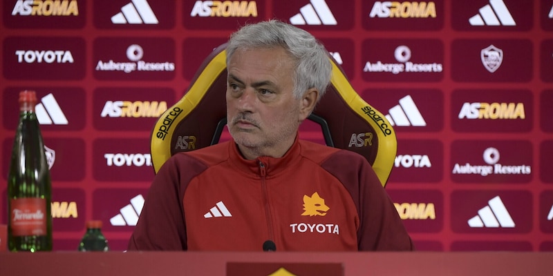 Diretta Mourinho, segui LIVE la conferenza stampa prima di Roma-Napoli