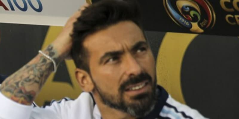 Lavezzi accoltellato in Uruguay, paura per El Pocho: cosa è successo