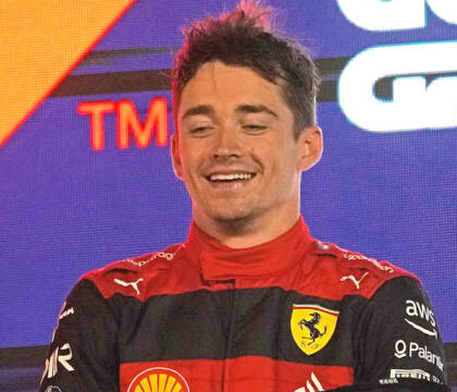 Leclerc, la Ferrari prepara un rinnovo da 50 milioni per il “principino” (Gazzetta)