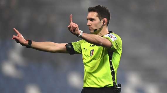 Napoli-Cagliari, Marcenaro fa discutere: 7 falli a 1 ma 2 ammoniti per parte