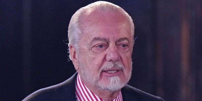 De Laurentiis e il dubbio sulla Supercoppa: “Se i campi sono quelli, il Napoli non va”