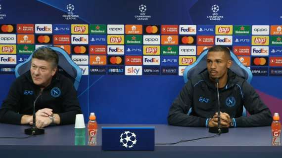 Il Napoli tira poco? Mazzarri: “Tiriamo male! Importanti gol da fuori, vedete l’Inter con noi”
