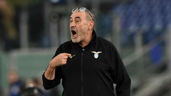 Lazio beffata, Sarri se la prende con l’arbitro: “E’ il figlio di Ayroldi? Era meglio il babbo…”