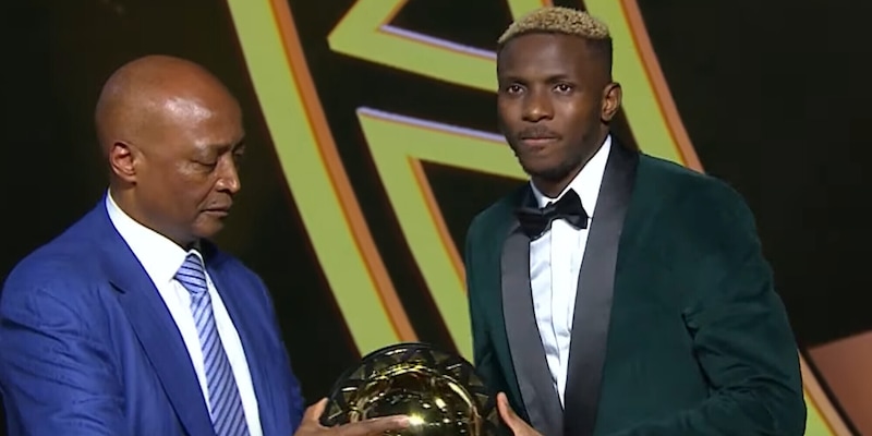 Pallone d’oro africano, il trionfo di Osimhen: battuti Salah e Hakimi