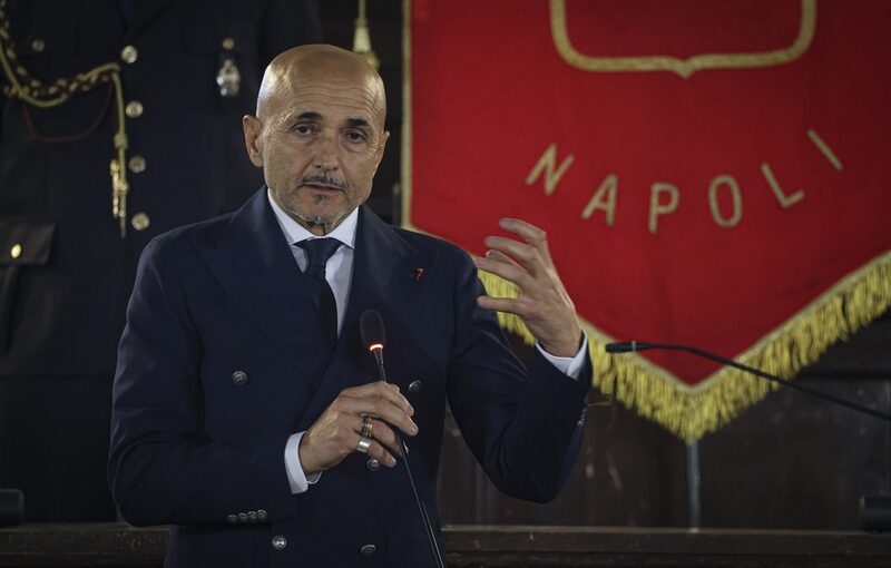 Spalletti: “Napoli mi manca. Sono arrossito pensando a Maradona”