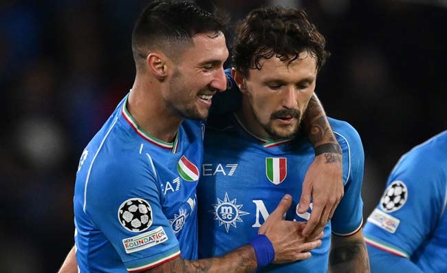 Sportitalia: “Si scuce lo scudetto dalle maglie azzurre. Napoli deve guardarsi le spalle”