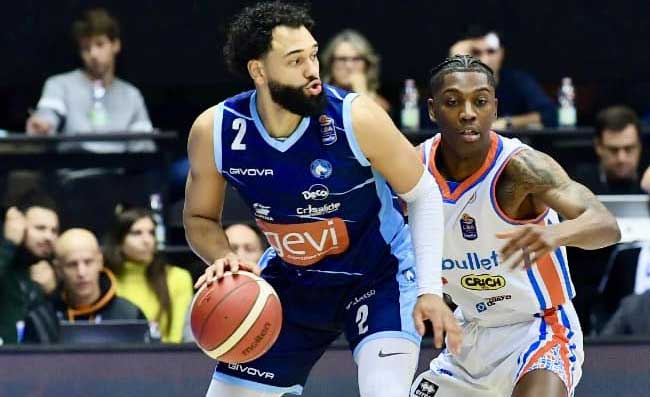 Basket, Brindisi-Gevi Napoli: 77-80, vittoria con finale incredibile