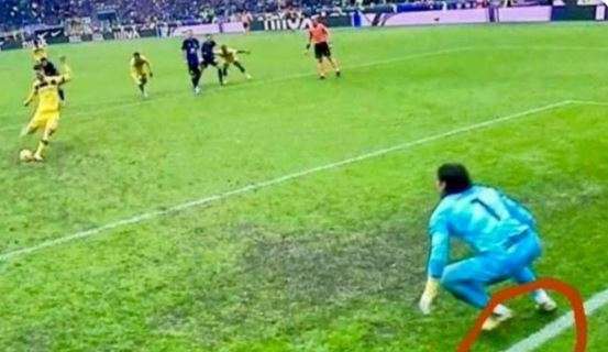 FOTO – Var spento in Inter-Verona: altro clamoroso errore e gialloblù ancora penalizzati