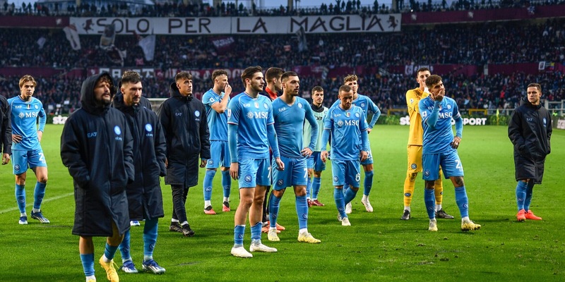 Napoli, il coro dei tifosi infuriati: “Vaff… allo Scudetto”