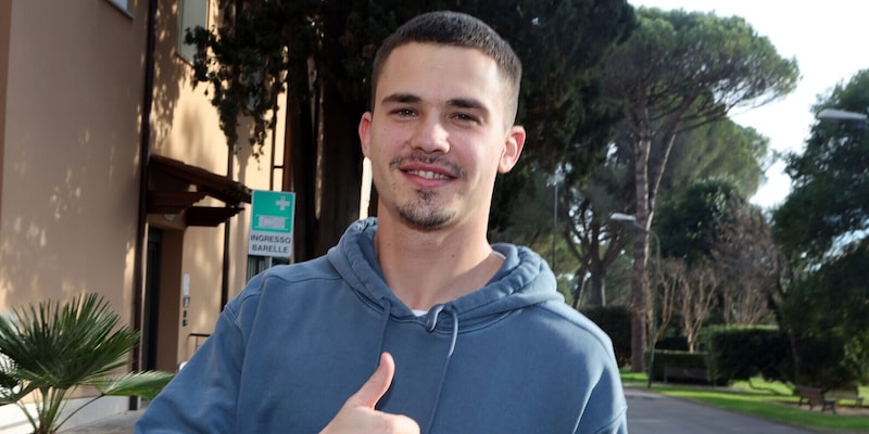Napoli, ufficiale Dendoncker: depositato il contratto in Lega