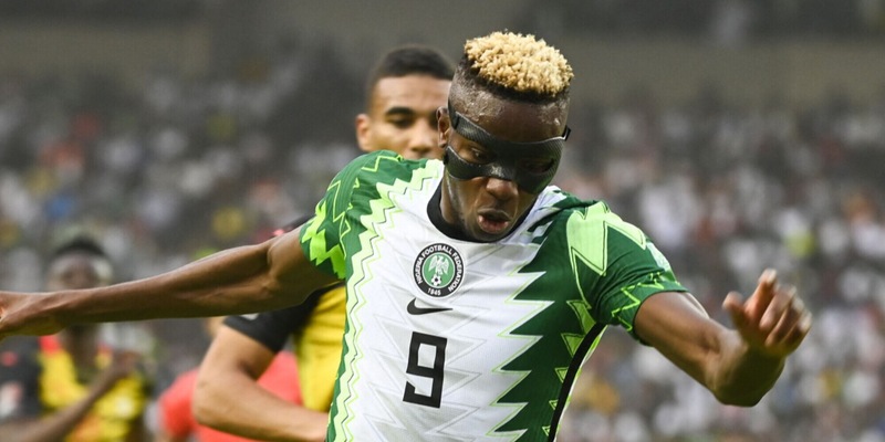 Osimhen e la frase su De Laurentiis dal ritiro della Nigeria