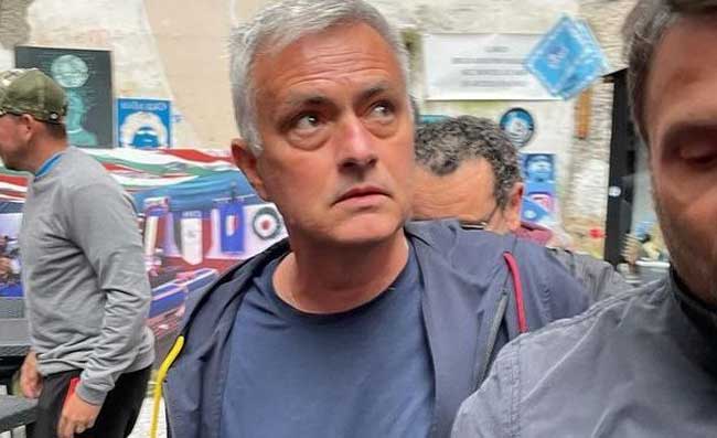 RAI – Mourinho al Napoli, vuole risposta in 48 ore: la reazione di De Laurentiis