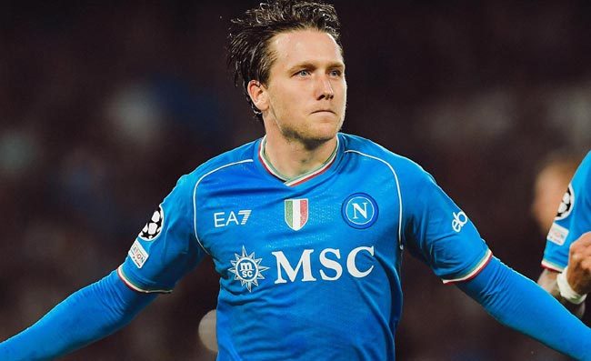Zielinski-Napoli: sta finendo malissimo. Grande occasione per Lindstrom?