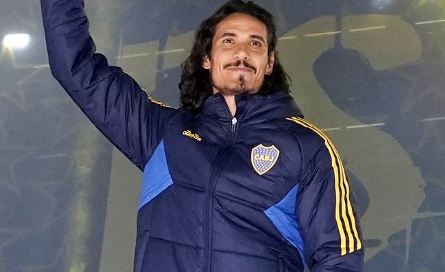 Andrè: “Io al Napoli prima di Cavani, dissi no. Tornai con mia moglie, mi sono pentito”