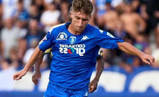Angelino è arrivato a Roma, ma i giallorossi pianificano già un altro acquisto