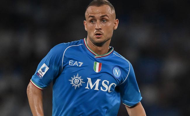 Lobotka stramazza al suolo per la delusione. Il suo errore è pesante