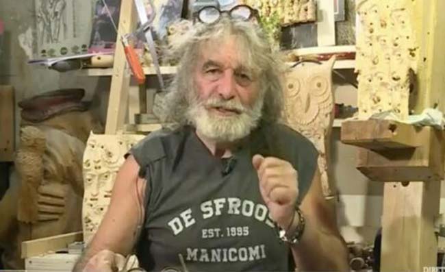 Mauro Corona: “De Laurentiis, siamo al ridicolo tragico. Gli italiani devono sapere”