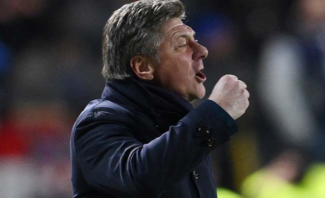 Mazzarri è una furia, urla negli spogliatoi. Un’altra finale scippata