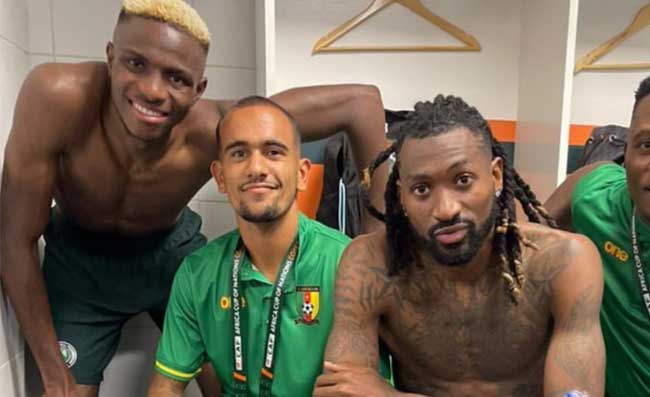 Osimhen rincuora Anguissa a fine gara. Quando Zambo farà ritorno a Napoli