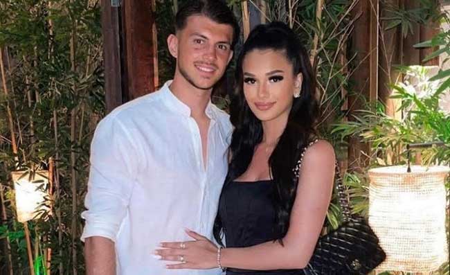 Samardzic-Napoli, Schira: “Una telenovela. Sì del giocatore, ma il papà tira la corda”