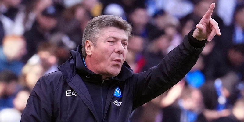 Mazzarri cambia: Napoli a Milano con tre tenori in difesa