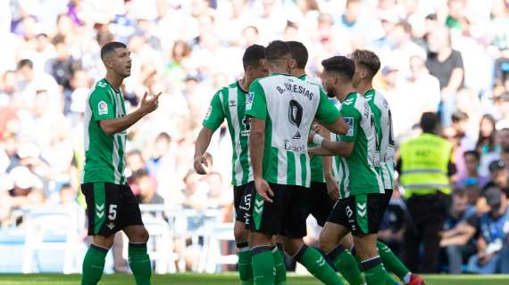 Playoff Conference League, i finali: il Betis cade in casa. L’Ajax si salva nel recupero