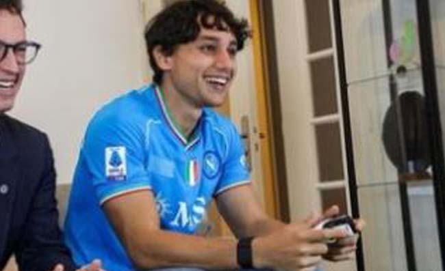 Ange Capuozzo, la nuova stella del rugby: è un super tifoso del Napoli