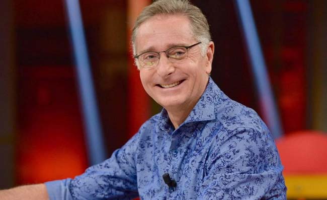 Bonolis: “Ma il Napoli non aveva venduto Kim?”, risposta tutta da ridere ad “Avanti un altro”