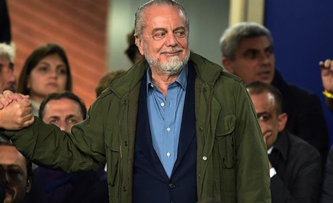 Da Torino attaccano De Laurentiis: “Salta ai cori anti-Juve, zero stile: roba da Terza Categoria”