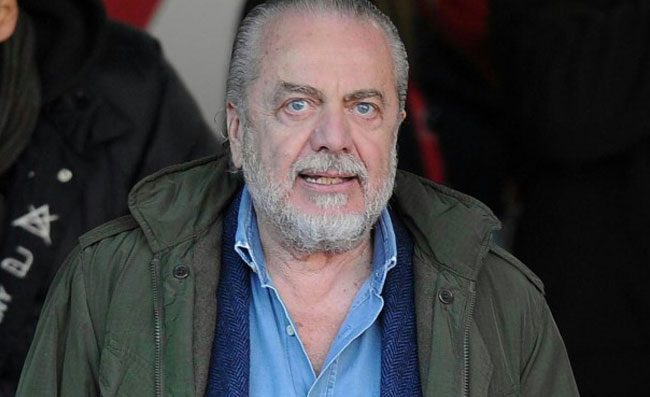 De Laurentiis furioso prima di Napoli-Juventus: “Non devono farlo, ca**o!” (VIDEO)