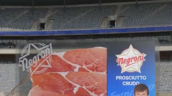 FOTO – Caso Acerbi, l’ironia sui social: spunta il prosciutto col difensore dell’Inter