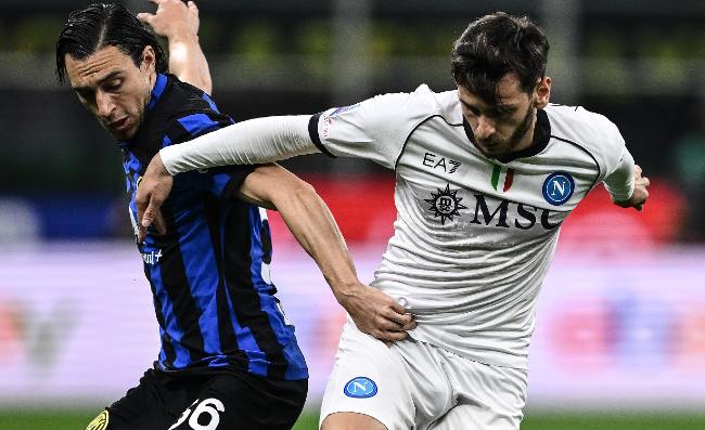 Infortunio Kvaratskhelia, le condizioni del georgiano in vista del match con l’Atalanta