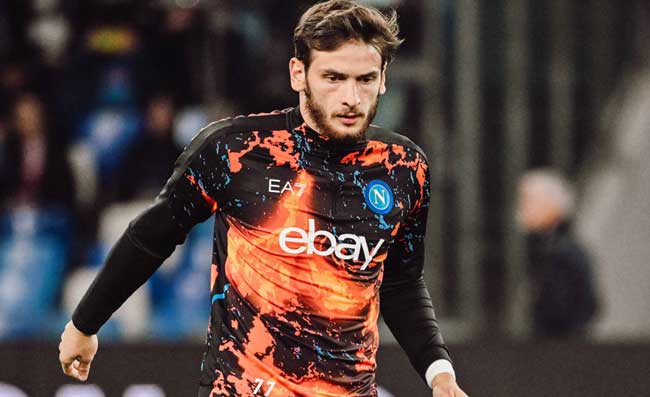 Kvaratskhelia salta l’Atalanta, tornerà in campo nella gara contro il Monza
