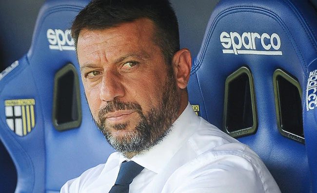 Lecce, D’Aversa si scusa: “Brutto gesto, ma non volevo dare una testata: Henry ha provocato”