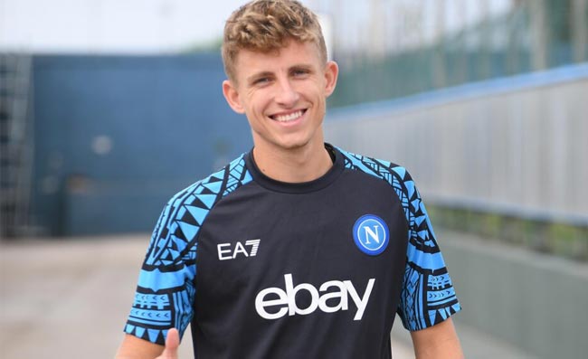 Lindstrom: “Voglio diventare uno dei migliori calciatori al Mondo. Napoli? In Danimarca piove sempre” (VIDEO)