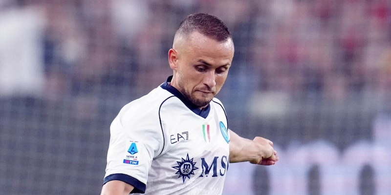 Lobotka, l’agente: “Calzona meritava molto prima il Napoli”, e su Garcia…