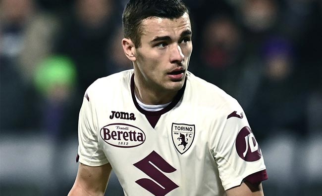 Mora: “Il successore ideale di Kim al Napoli”