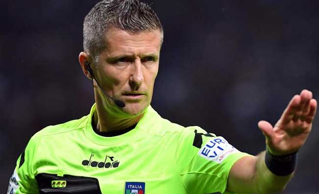 Napoli, tifosi contro Orsato: “Solo 6 minuti di recupero, che assurdità”