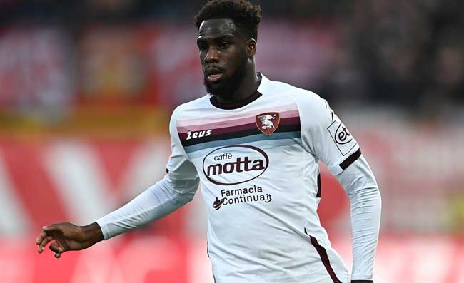 Salernitana, Dia messo fuori rosa. Iervolino furioso valuta anche un’altra azione