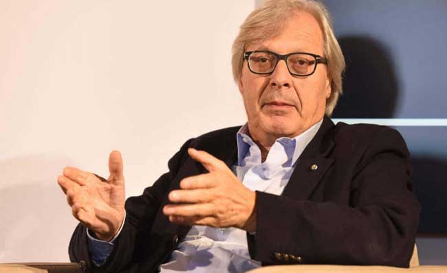 Sgarbi: “Il razzismo in Italia non esiste, Acerbi mosso solo dall’ira”